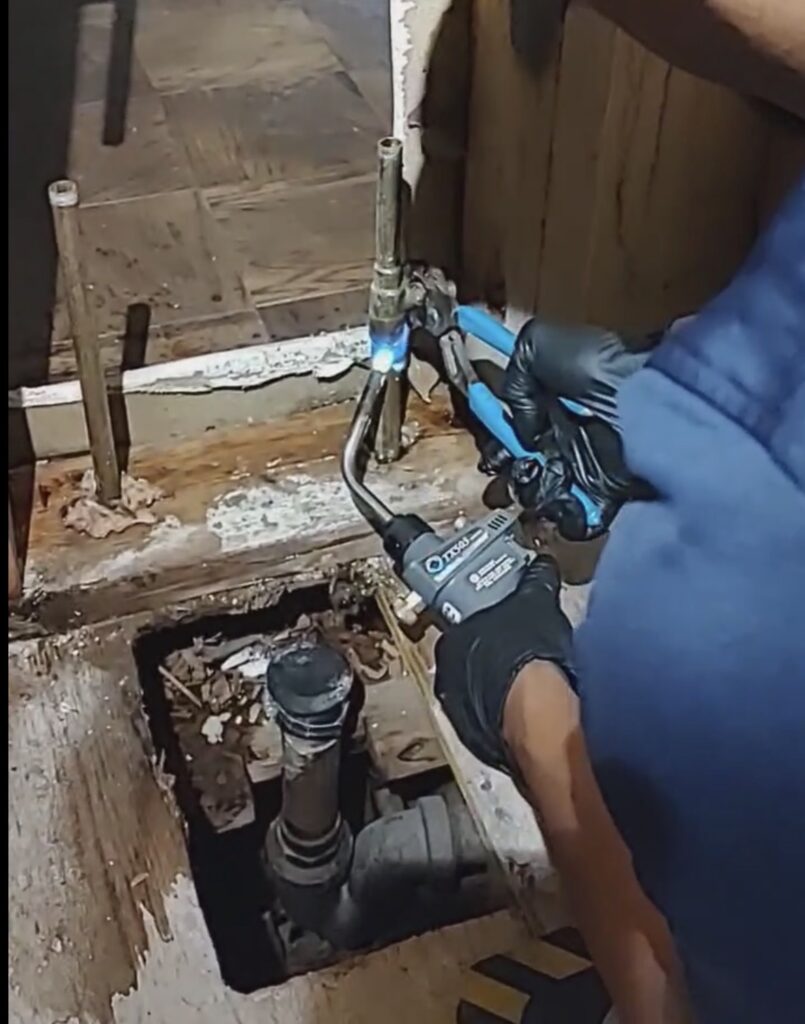 BEST EMERGENCY PLUMBER in Glen Burnie, MD - Available 24/7