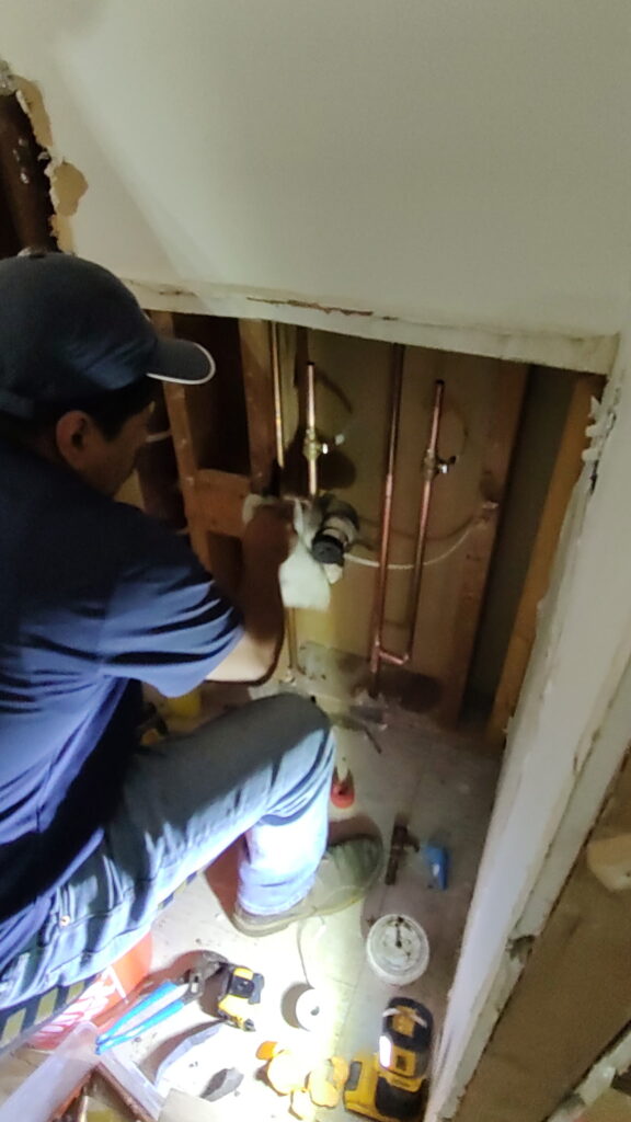 BEST EMERGENCY PLUMBER in Cape St Claire, MD - Available 24/7